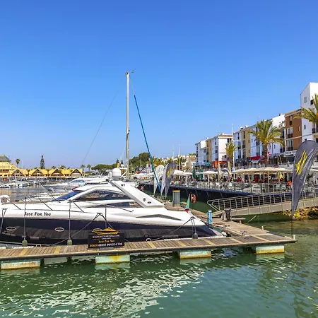 Vilamoura Luxury Retreat With Pool, Garden And Near 公寓 奎特里拉