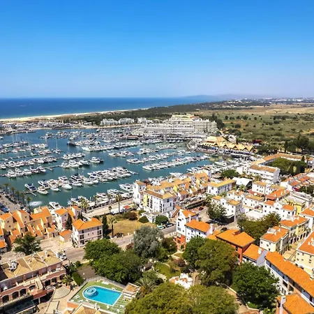 Vilamoura Luxury Retreat With Pool, Garden And Near Apartment Quarteira