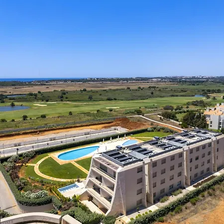 Vilamoura Luxury Retreat With Pool, Garden And Near *